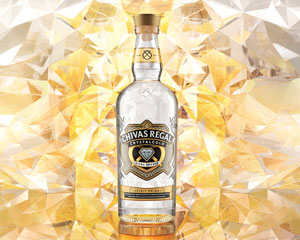 驚きのスムースさと透明感の「シーバスリーガル クリスタルゴールド」。ウイスキーの枠を超える挑戦に迫る