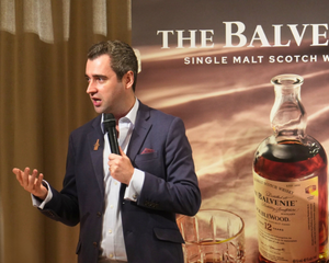 チャールズ・メトカーフ氏による マスタークラスが開催