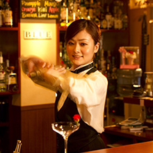 BAR BLUE　松井利果さん