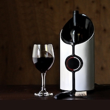 超音波でワインを熟成するSONIC DECANTER、わずか20分で赤ワインの隠れた甘みを15%引き出せることが証明されました。